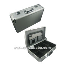 caja de herramienta de aluminio con un diseño elegante